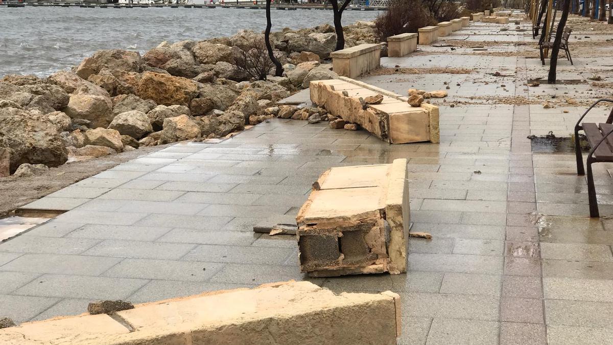 Bella provoca grandes destrozos en el Port d'Andratx