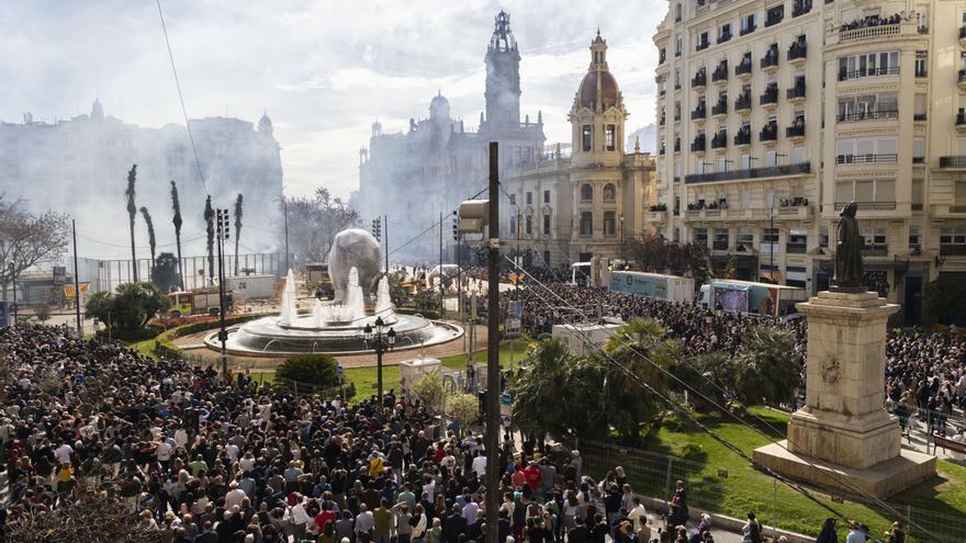 La solidaridad se cita en la plaza