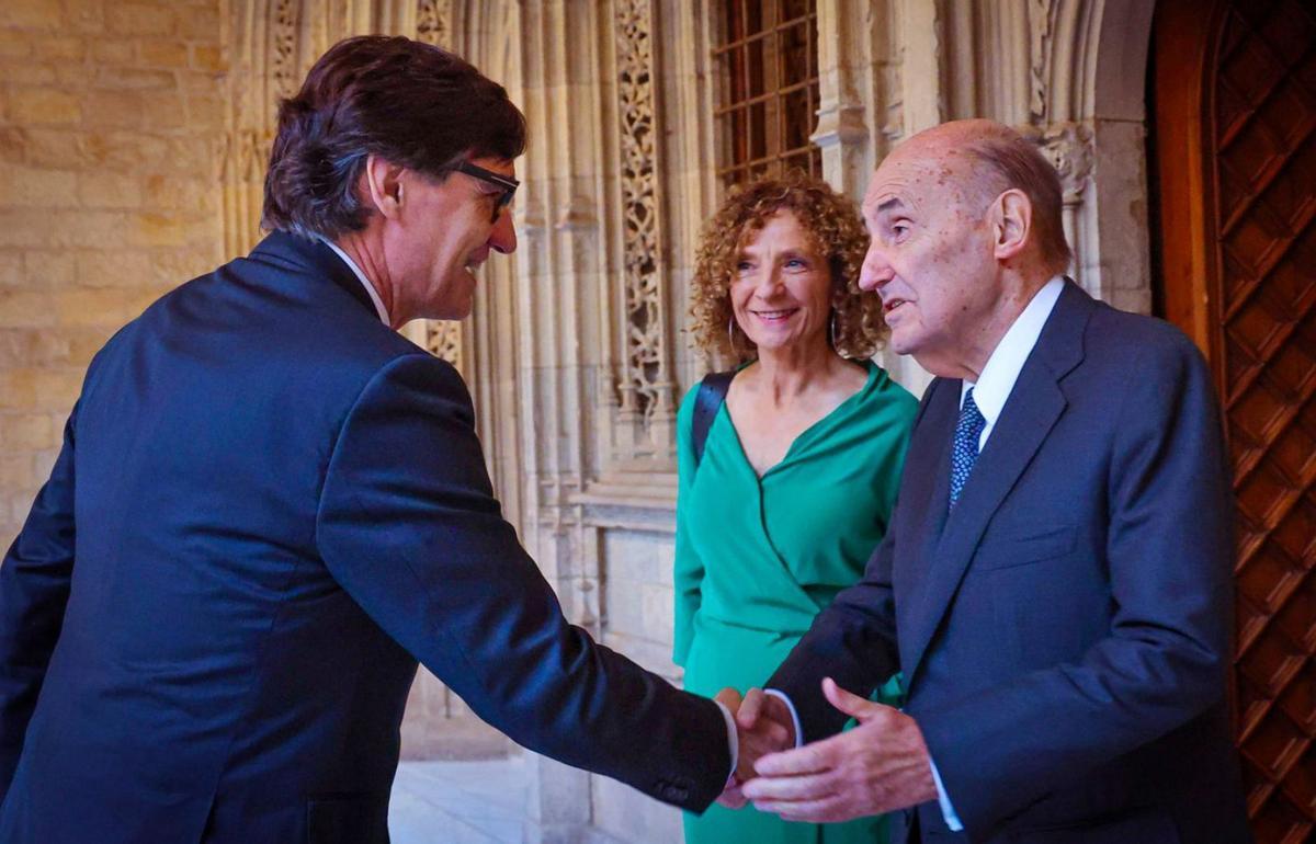 Miquel Roca rep  el premi Justícia  de la Generalitat