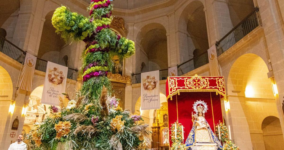 Las populares e integradoras Cruces de Mayo de Santa Cruz