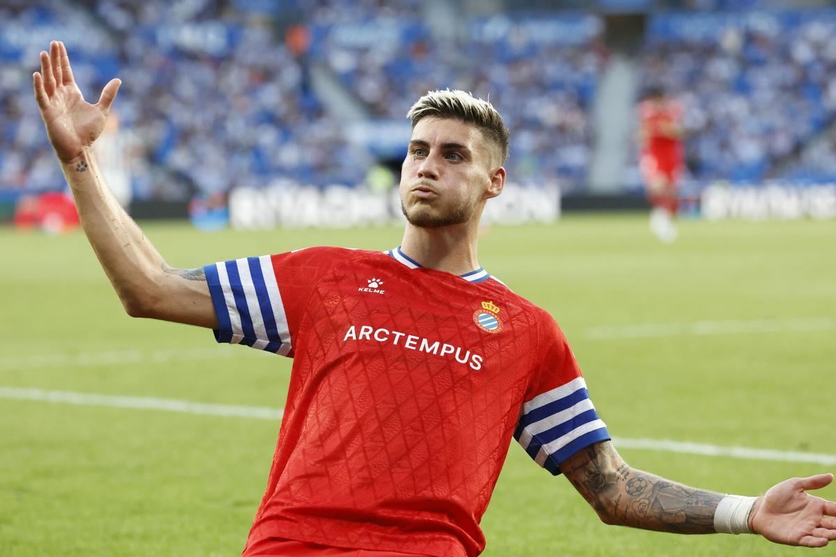 Roberto celebra su gol contra la Real en el partido de este sábado en Anoeta.