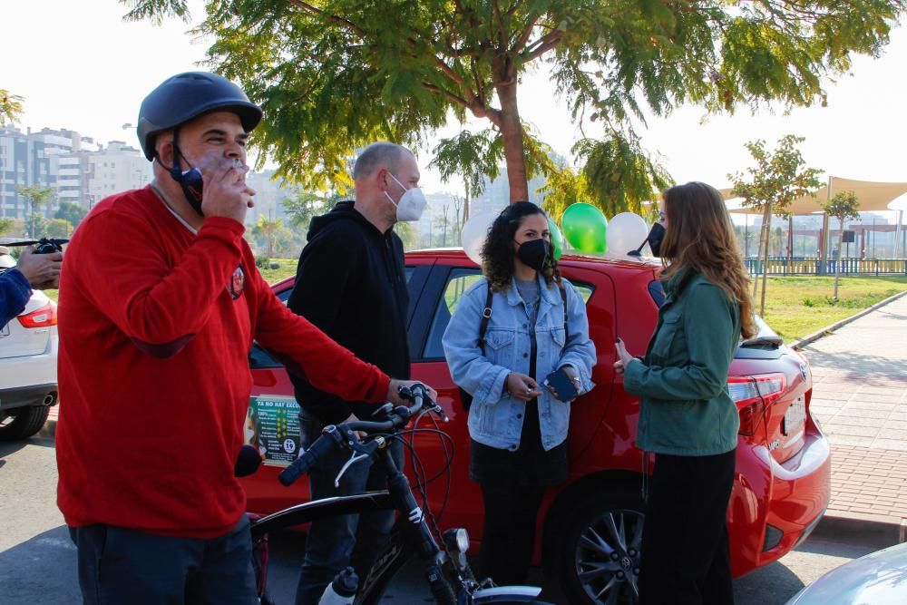 Una marcha teñida de verde y blanco para defender "el bien común"