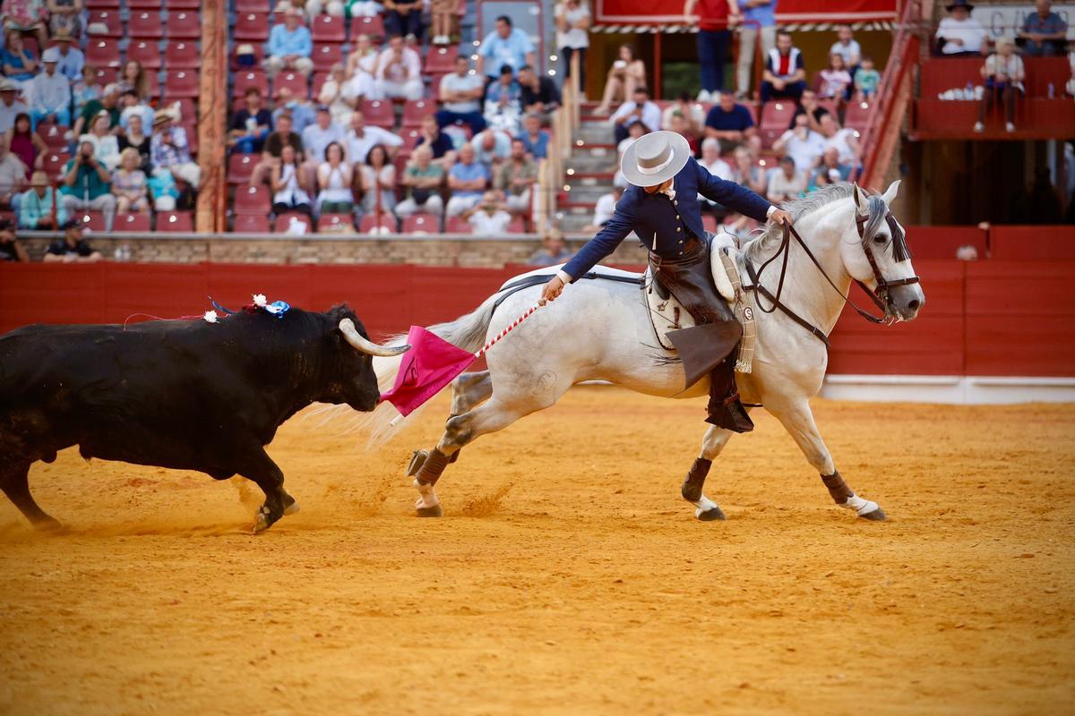 La corrida de rejones de la Feria Taurina de Córdoba, en imágenes La corrida de rejones de la Feria Taurina de Córdoba, en imágenes