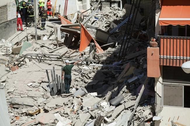 Derrumbe de un edificio de viviendas en Los Cristianos