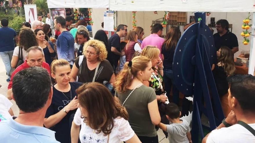 Asistentes a la fiesta gastronómica