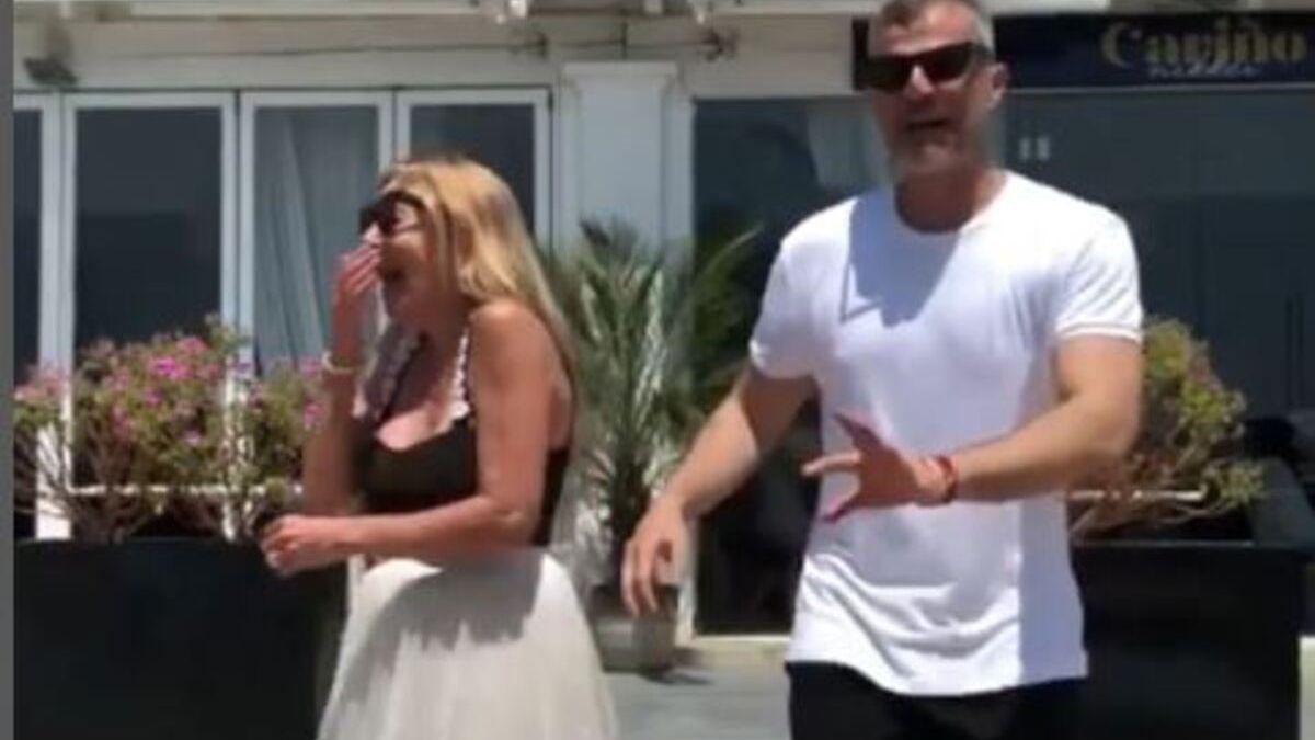 El &quot;desastroso&quot; baile de Ana Obregón en Ibiza