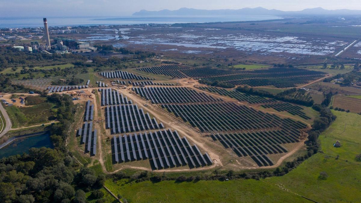 Planta fotovoltaica en Nou Biniatria, Alcúdia.