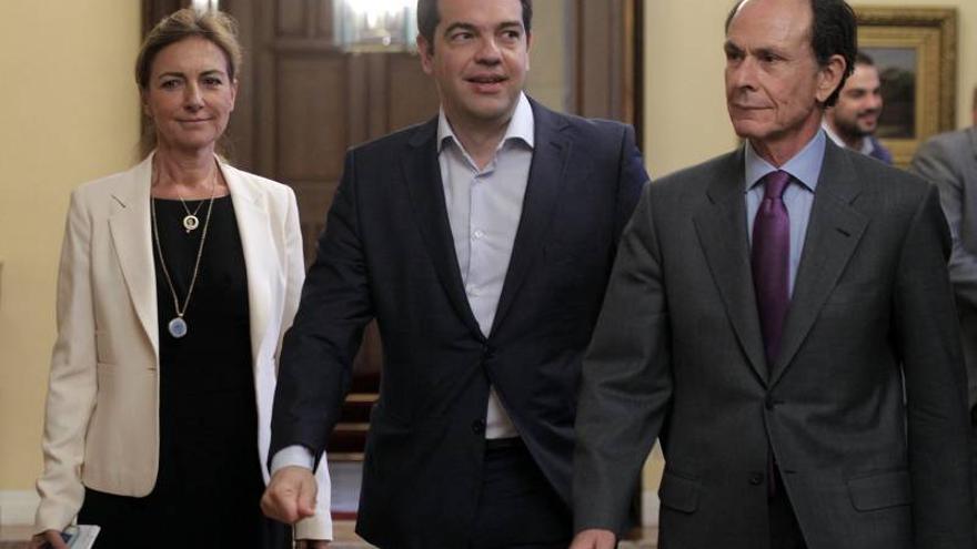 Tsipras se dirige a Bruselas en busca de un acuerdo con el apoyo de la oposición