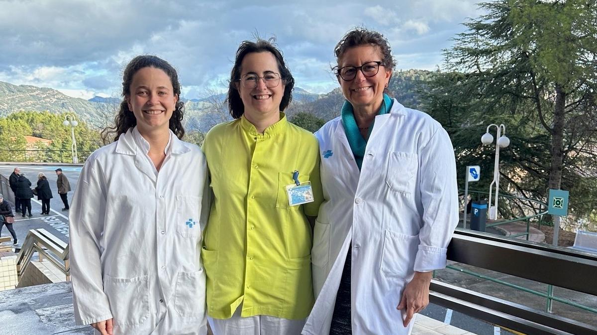 D'esquerra a dreta: Marta Baucells, ginecòloga de l’Hospital de Berga; Anna Rota, fisioterapeuta de l'hospital; Gabriela Pérez, llevadora de l’ASSIR Berguedà (ICS) i l’Hospital de Berga