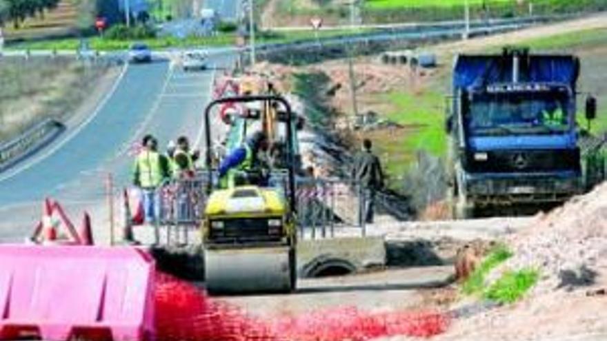 El ayuntamiento no prevé que el carril bici esté listo antes de abril