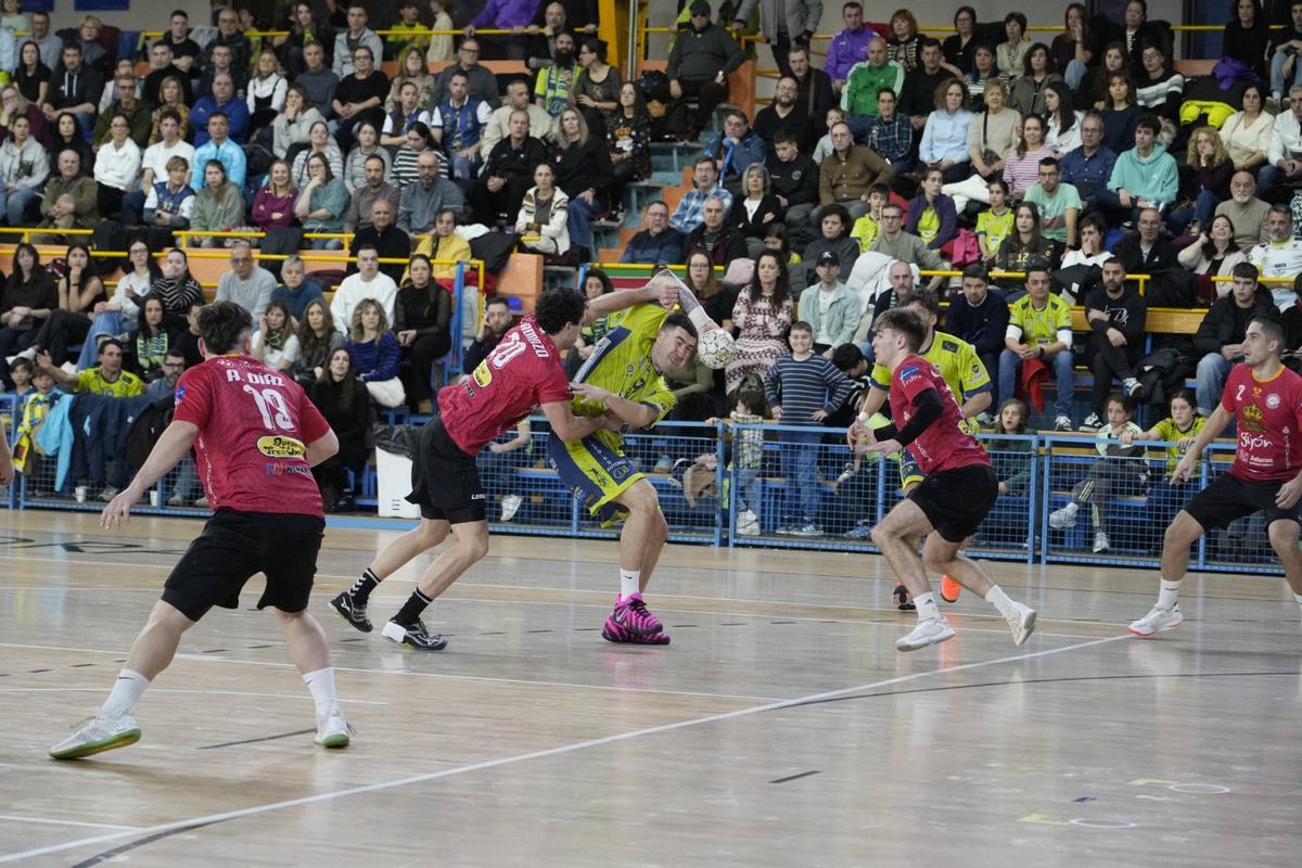 Una acción del Zamora-Royal Premium