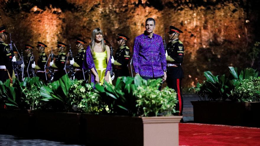 La llamativa camisa de Pedro Sánchez en la cumbre del G-20 en Bali