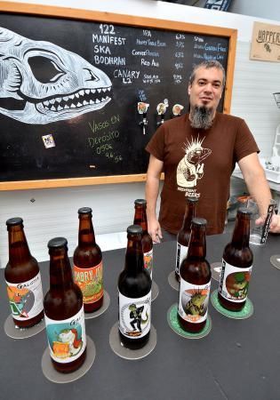 07/11/2018 VECINDARIO, SANTA LUCÍA DE TIRAJANA. Cerveza artesanal sin gluten, entre otras variedades, fabricada por la empresa Galotia Brewing. SANTI BLANCO  | 07/11/2018 | Fotógrafo: Santi Blanco