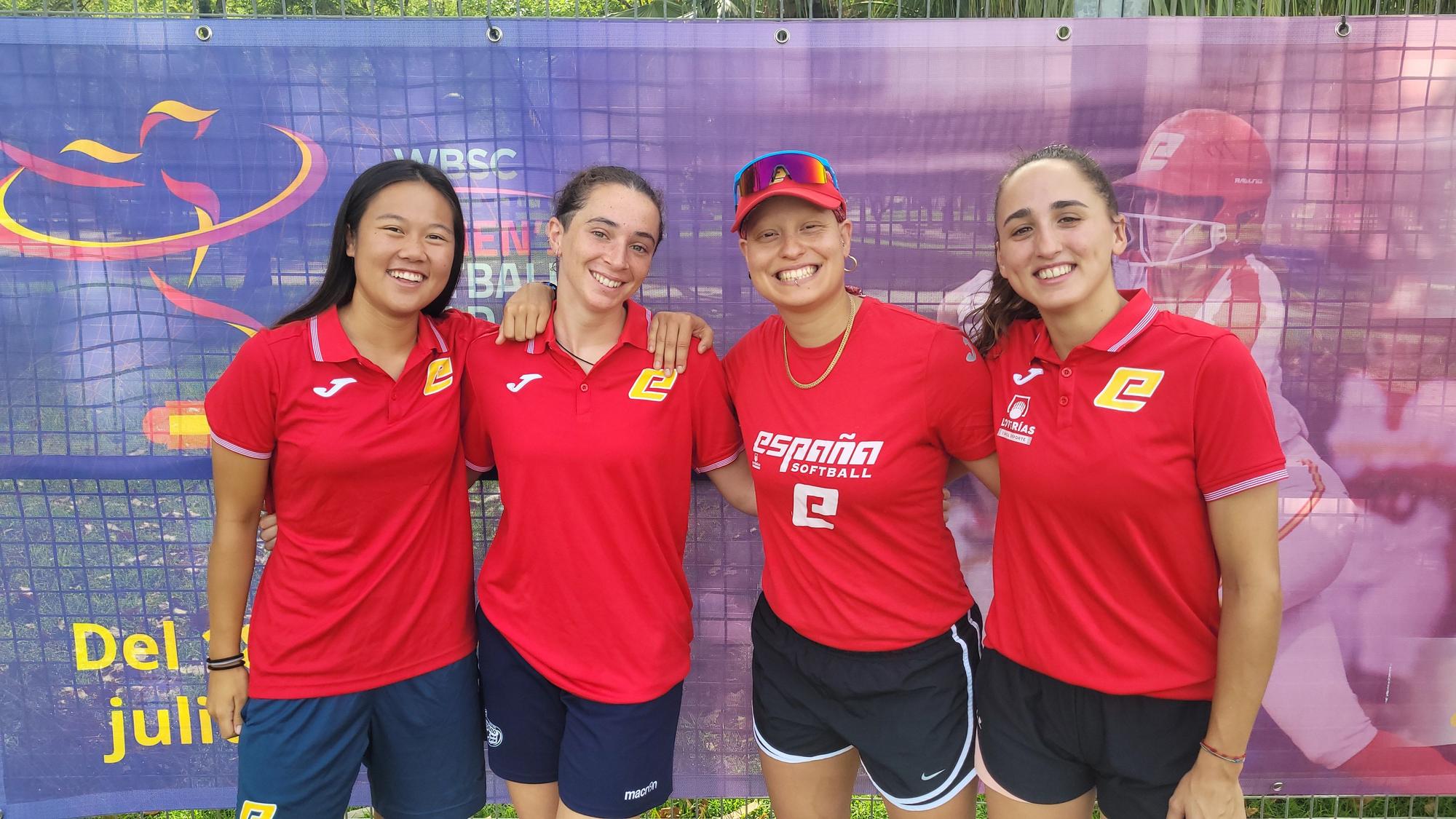 Yulán Denia, Meritxell Blesa, Candela García y Raquel Rodrigo se preparan para disputar la Copa Mundial en 'su' casa.