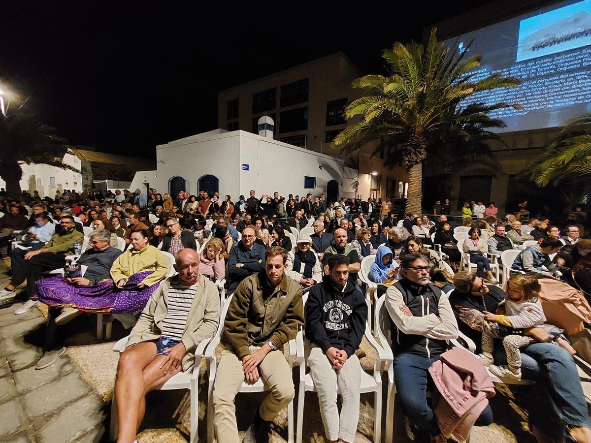 Concierto en Vela en el Charco de San Ginés