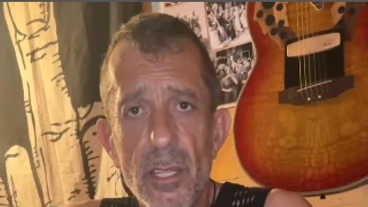 Manolo Kabezabolo en el vídeo que comunica las cancelaciones.
