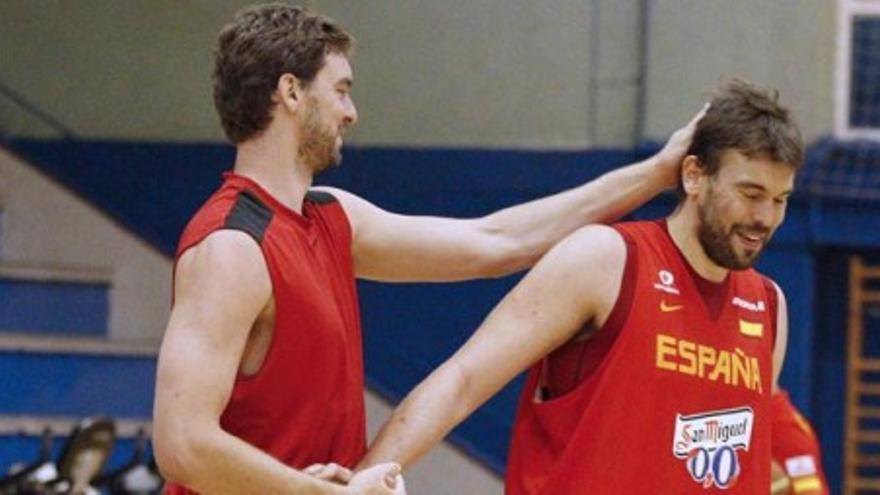 Pau Gasol visita a sus compañeros de selección