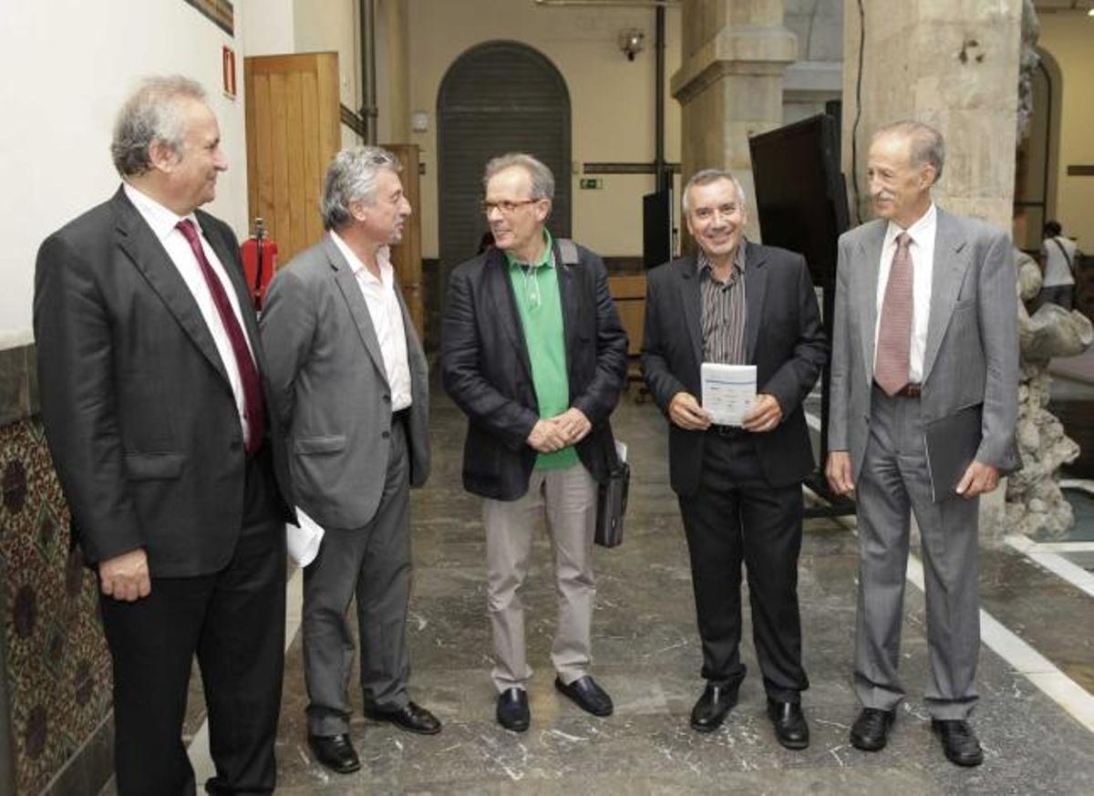 De izquierda a derecha, Muñoz Cosme, Rubiera, Rodríguez Asensio, Álvarez Areces y Riera Tuebols, ayer.