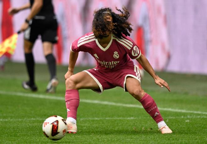 El Real Madrid de Mourinho gana al Schalke (0-3) en el debut de Diomande y Cucurella