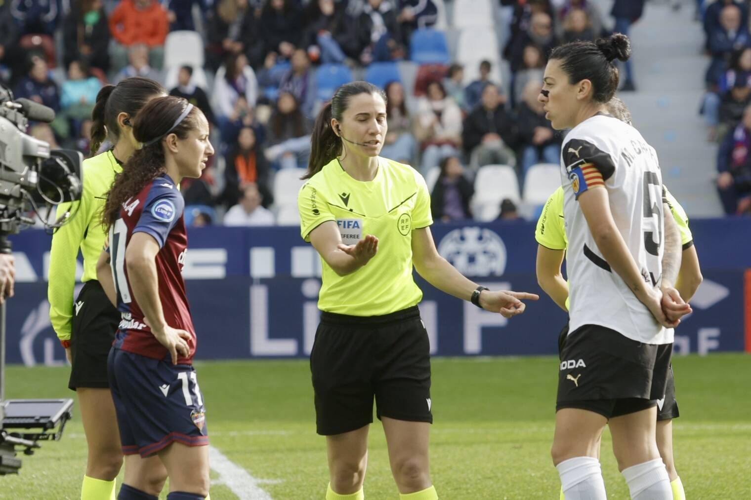 Las mejores fotos del Levante - Valencia de LaLiga F