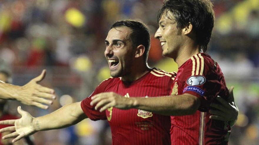 Alcácer celebrando el gol contra Macedonia