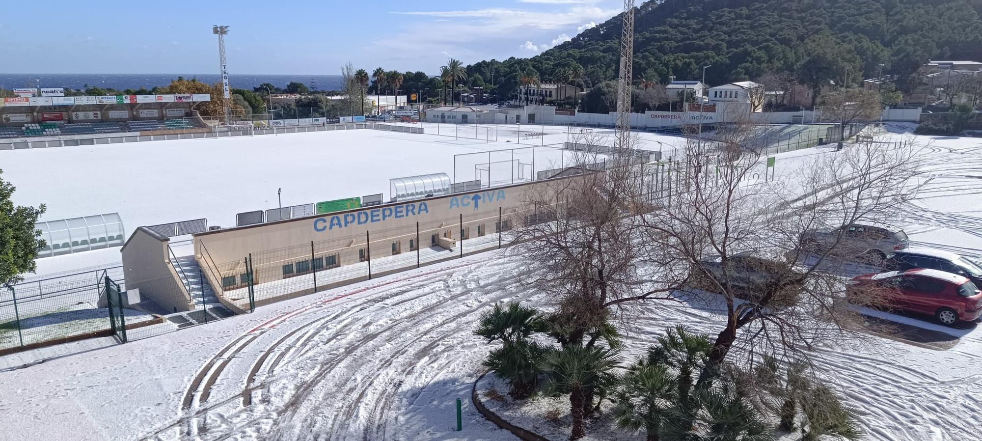 FOTOS | La espectular granizada en Capdepera, en imágenes