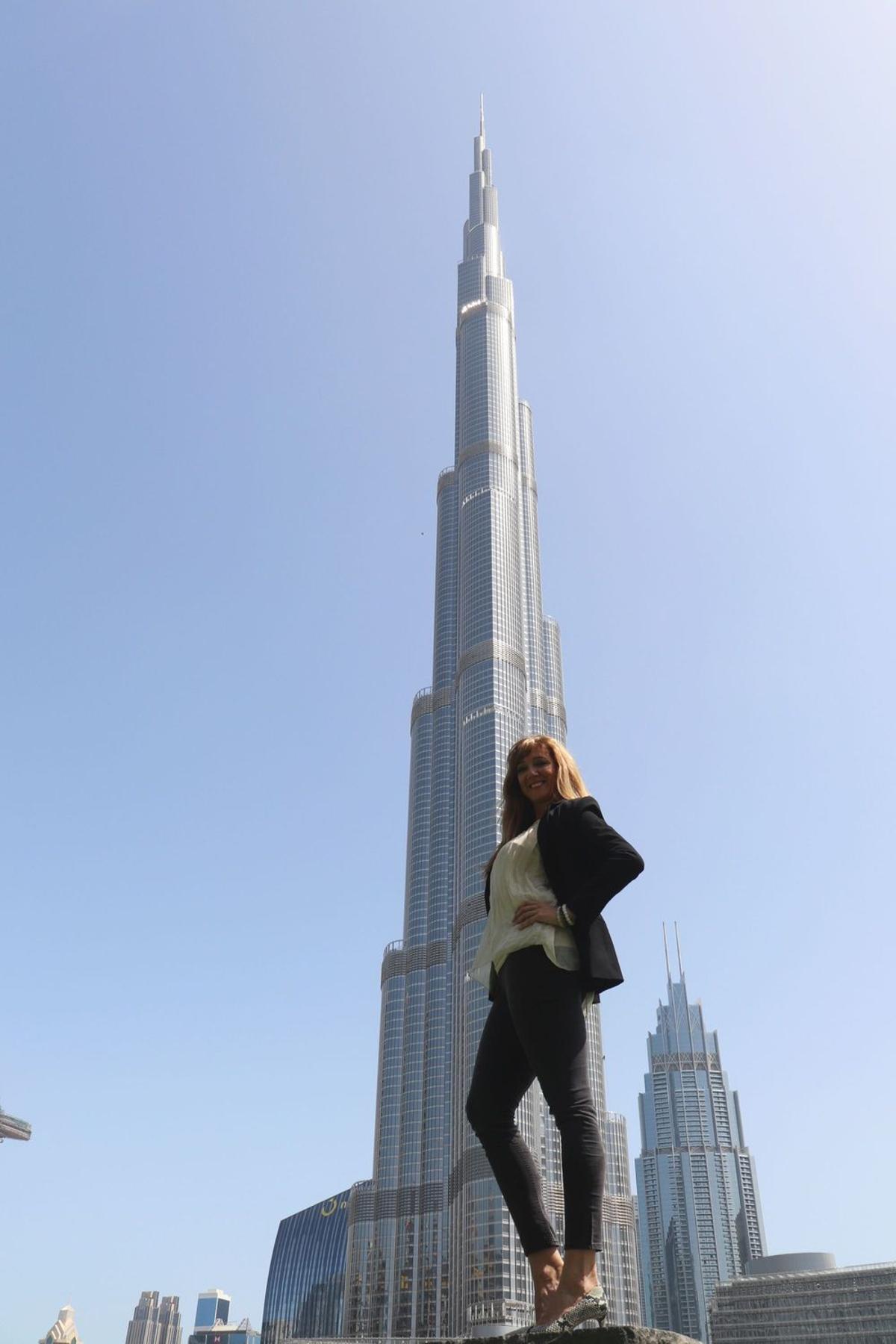 Conoce a Stefania Brunori Breva, una castellonense que triunfa en Dubái gracias al yoga