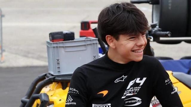 El piloto silledense de McLaren, Christian Costoya.