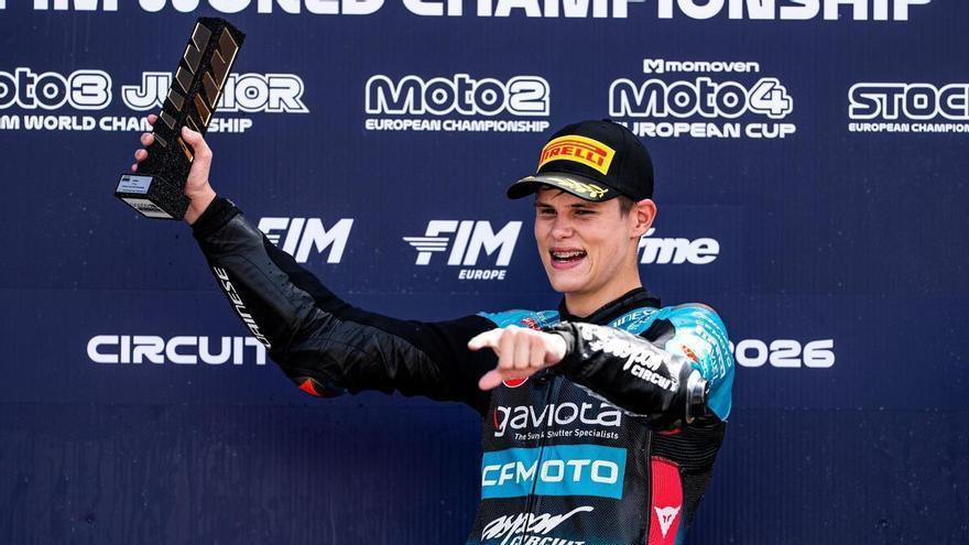 Fiesta casi completa para el Aspar Team Junior en Valencia