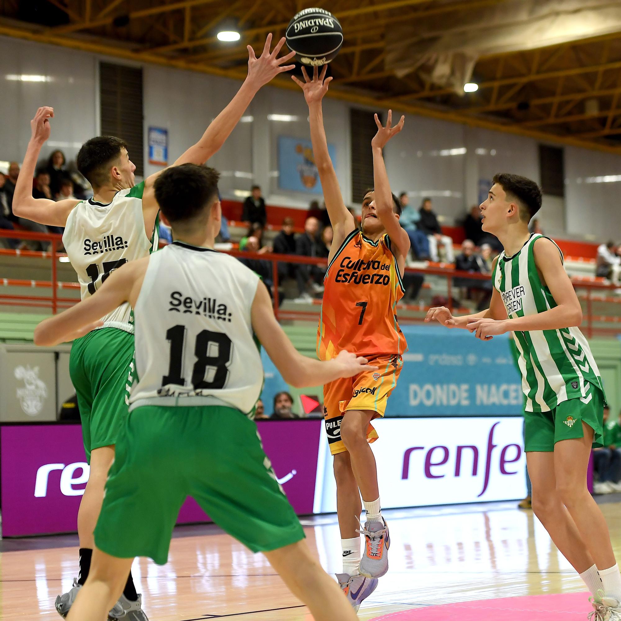 Victoria emocionante del infantil A masculino de Valencia Basket  en el arranque de la Minicopa Endesa