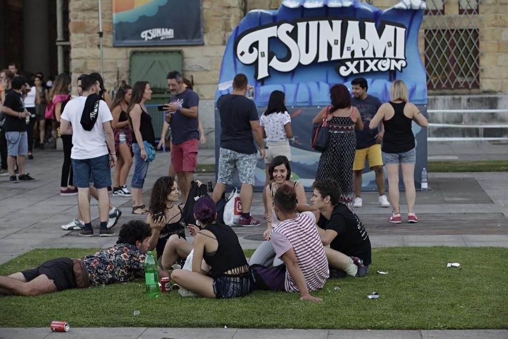 Tsunami Gijón: En la cresta de la locura