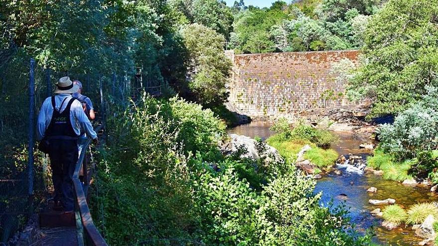 La Presa do Inferno, en el cauce del Verdugo. |   // XOÁN ARCO DA VELLA