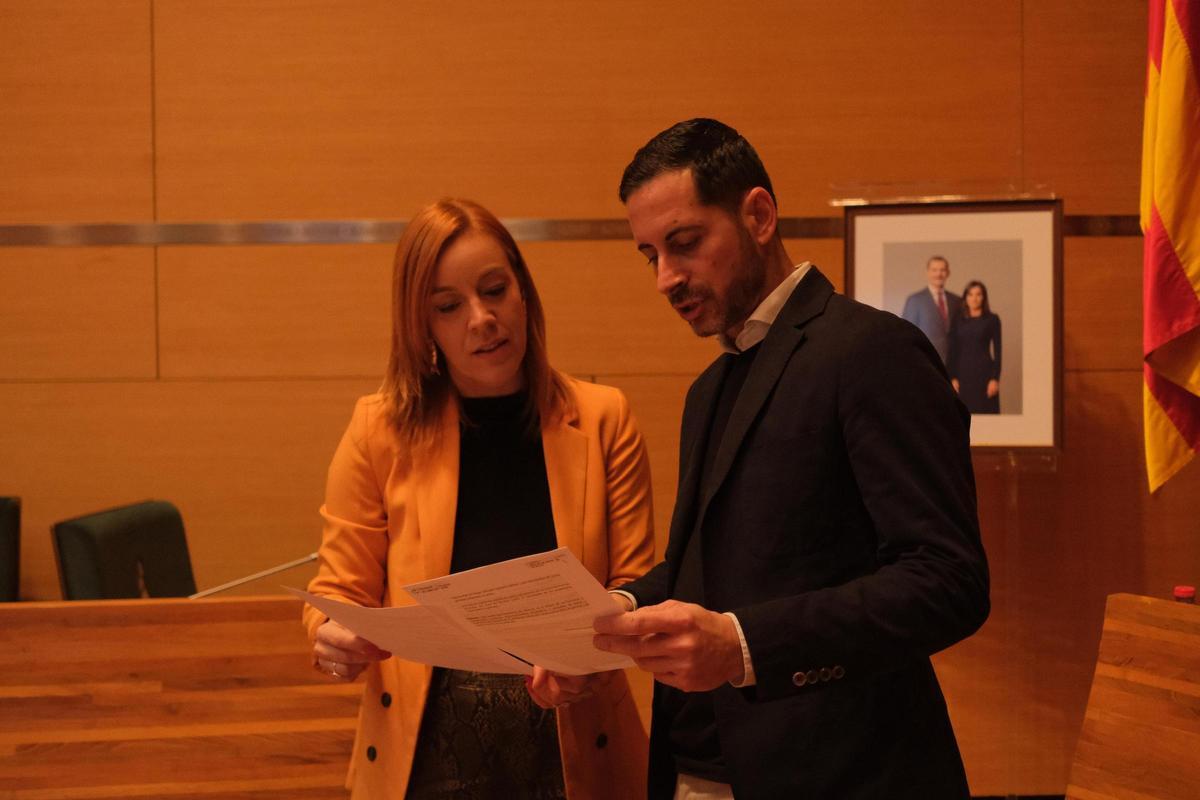 Dolors Gimeno y Carlos Fernández Bielsa, portavoces de Compromís y PSPV.