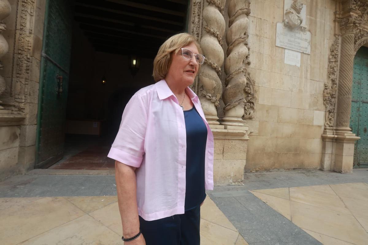 Ana Barceló no repetirá como candidata del PSOE en las próximas elecciones en Alicante Ana Barceló no repetirá como candidata del PSOE en las próximas elecciones en Alicante
