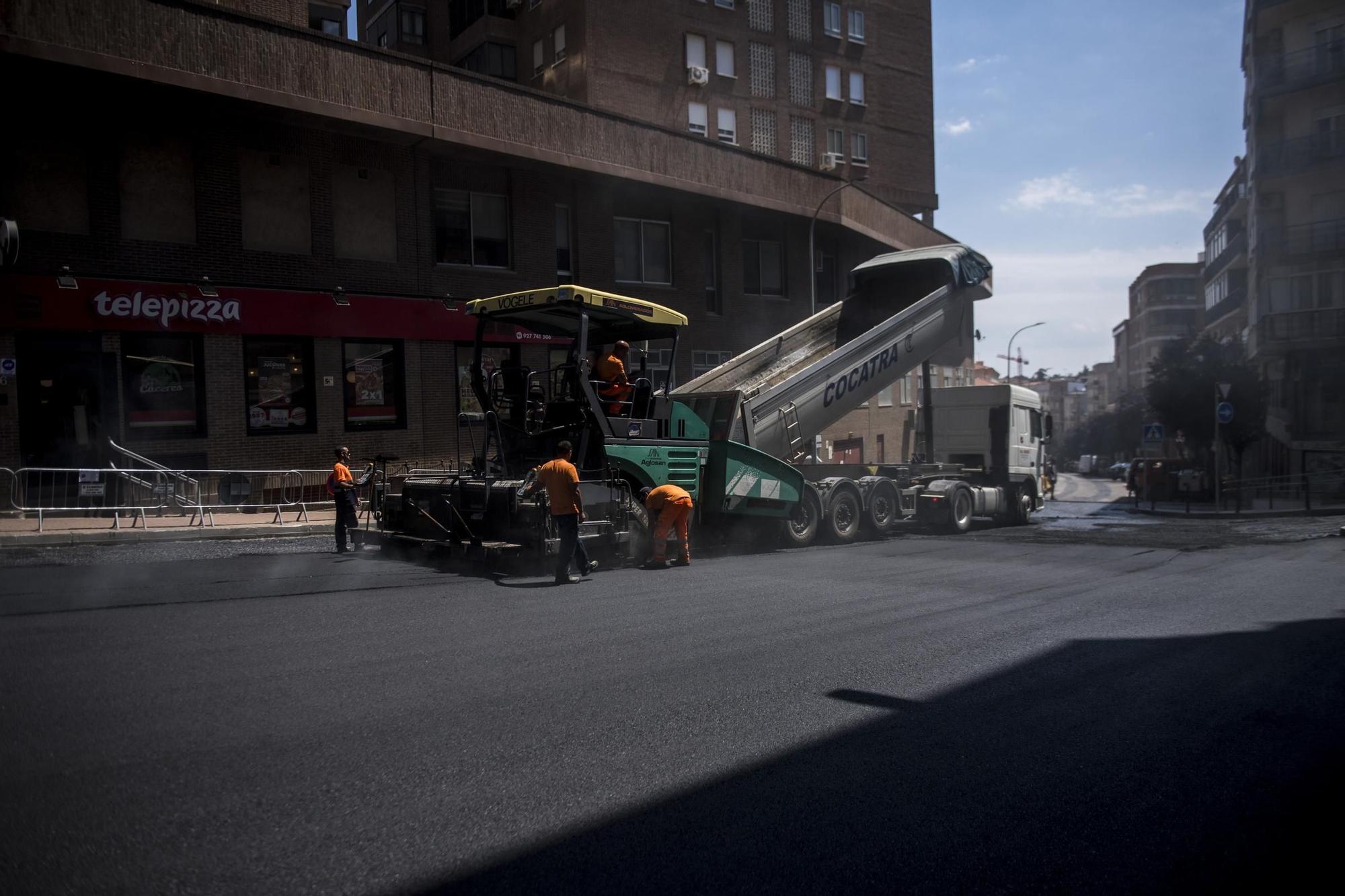 Las imágenes de las obras en la Ronda del Carmen de Cáceres