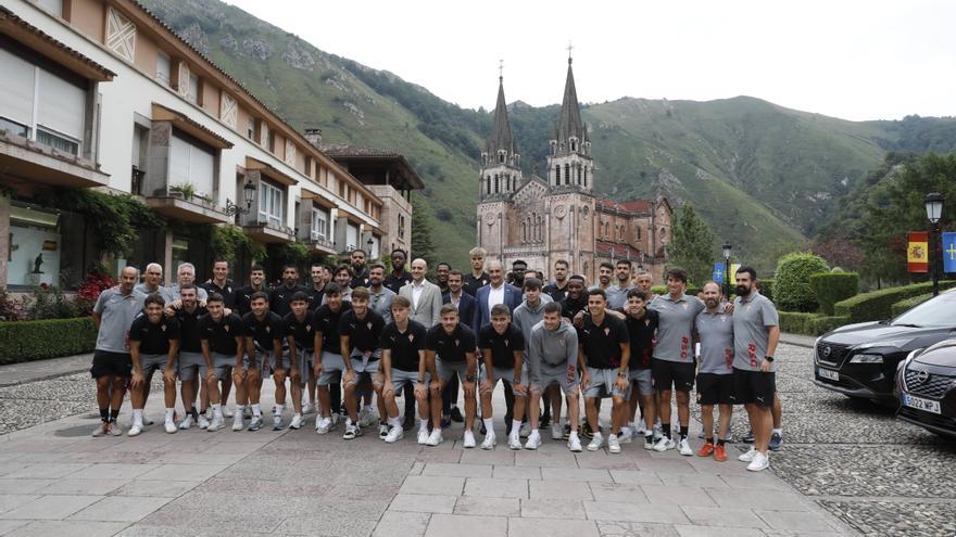 EN IMÁGENES: La visita del Sporting a Covadonga