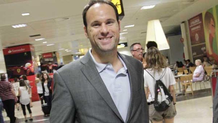 Mateu Lahoz pone a raya a Vueling