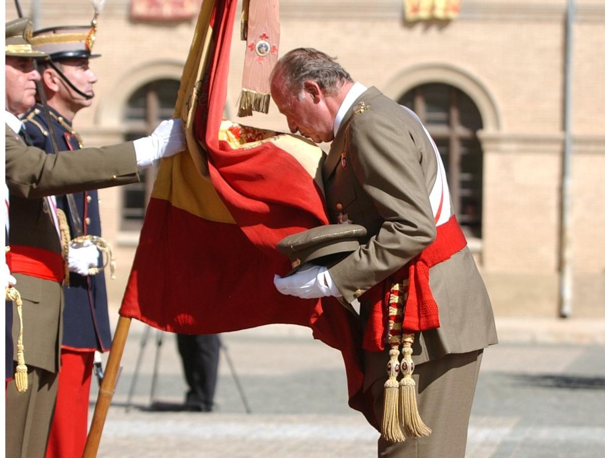 Rey Juan Carlos I durante la celebración de las bodas de oro en la AGM de Zaragoza