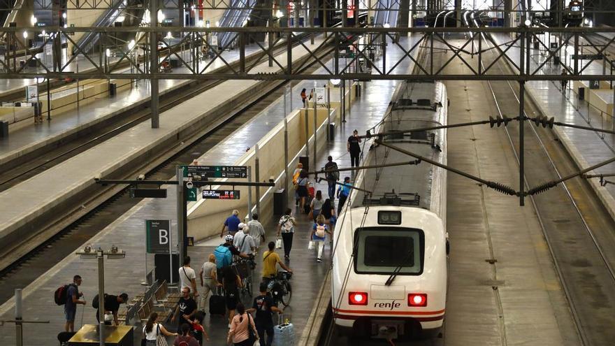La circulación de trenes entre Zaragoza y Huesca retoma la normalidad tras la avería de esta mañana