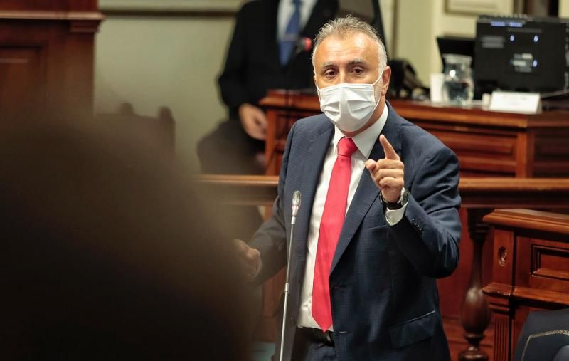 Pleno del Parlamento de Canarias