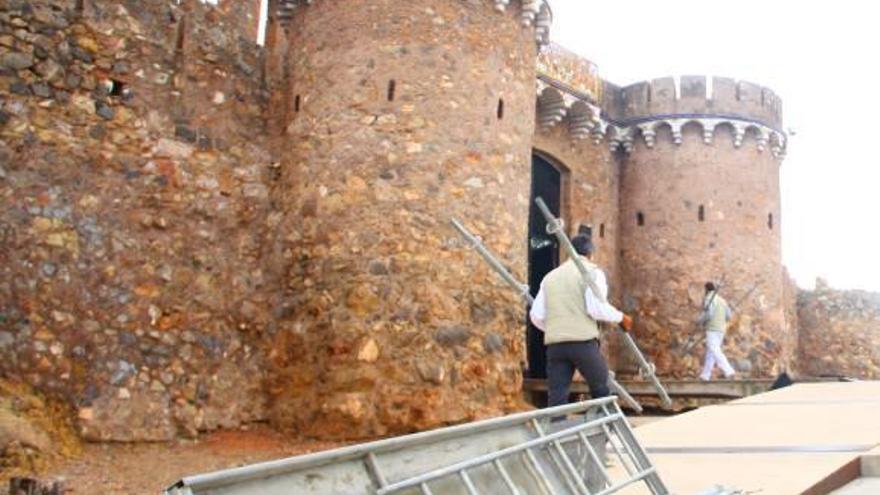 Onda inicia los trabajos para crear un nuevo mirador en el castillo