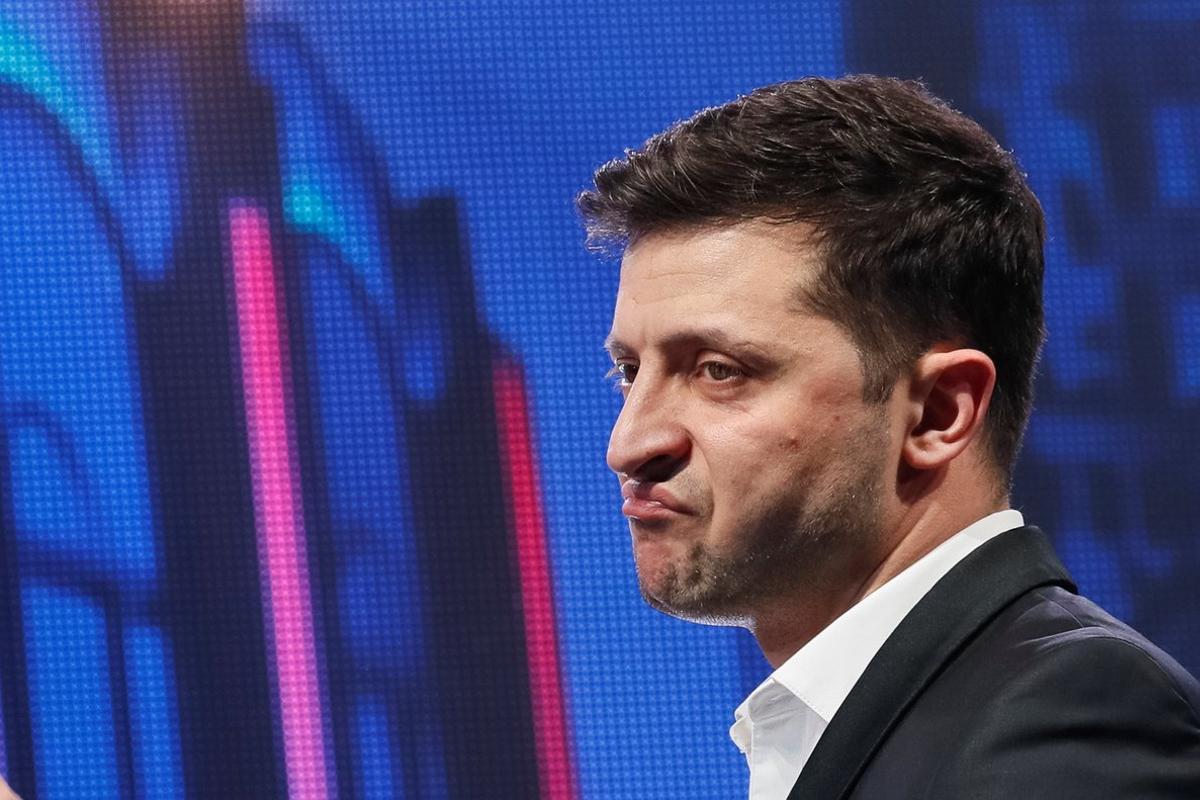 Volodymyr Zelenskiy, Ukrainian comedian and candidate in the upcoming presidential election, hosts a comedy show at a concert hall in Brovary, Ukraine March 29, 2019. REUTERS/Valentyn Ogirenko