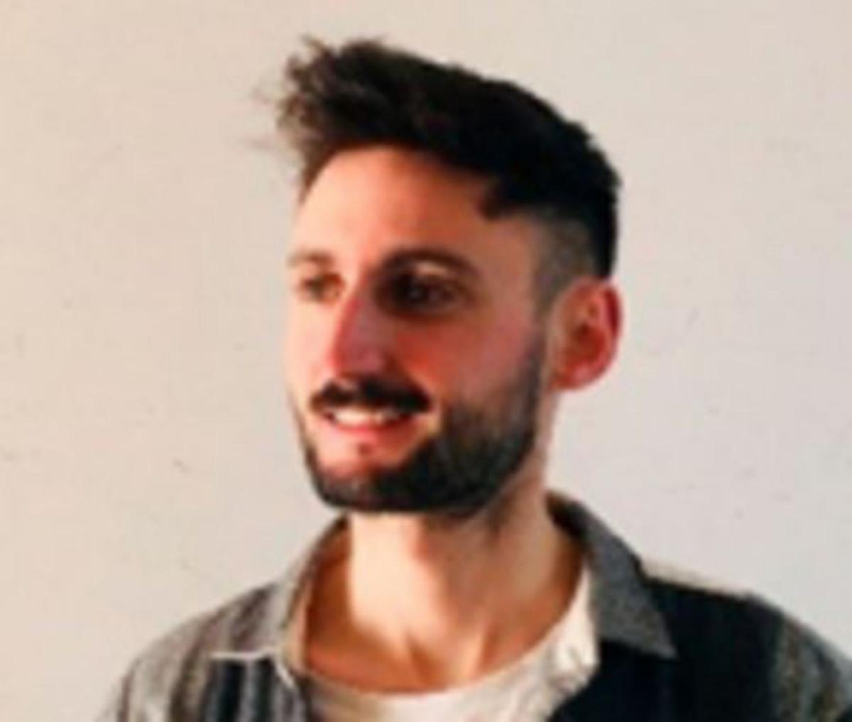 «Un cole no funciona si solo das clase»