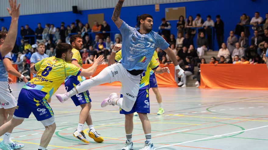 Álex Malid abandona la disciplina del Trasmapi UD Ibiza