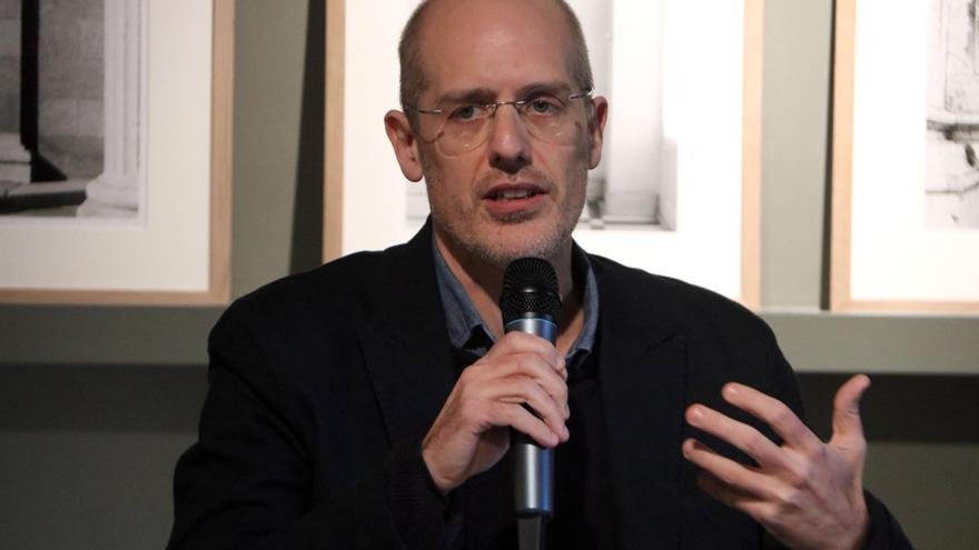 VÍDEO | El 66% dels joves restringeix la difusió de les seves imatges a les xarxes i el 62% no compartiria contingut sensible