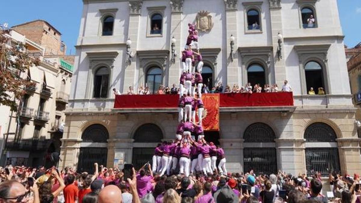 El primer castell de nou de la temporada dels Moixiganguers