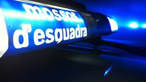 Luces de un vehículo de los Mossos dEsquadra