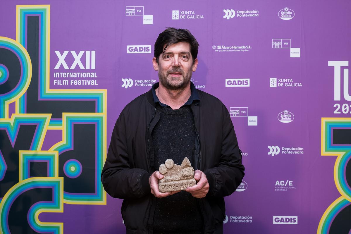 Berio Molina, con el galardón