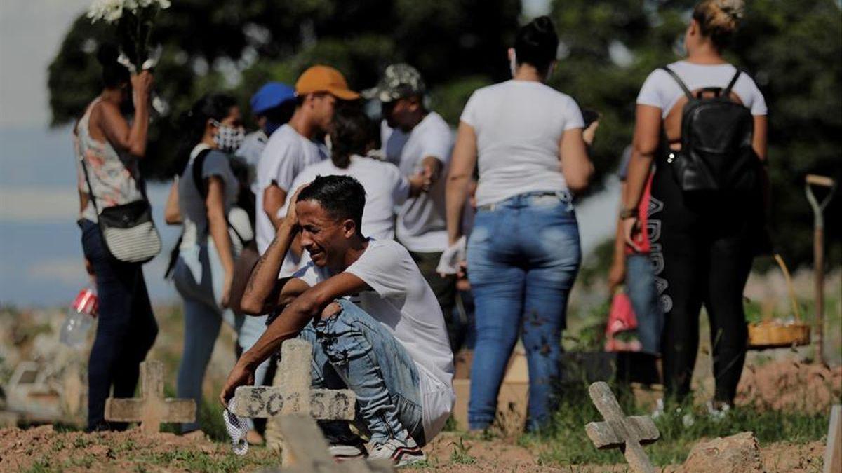 Brasil supera la marca de las 200.000 muertes por covid sin ningún vacunado