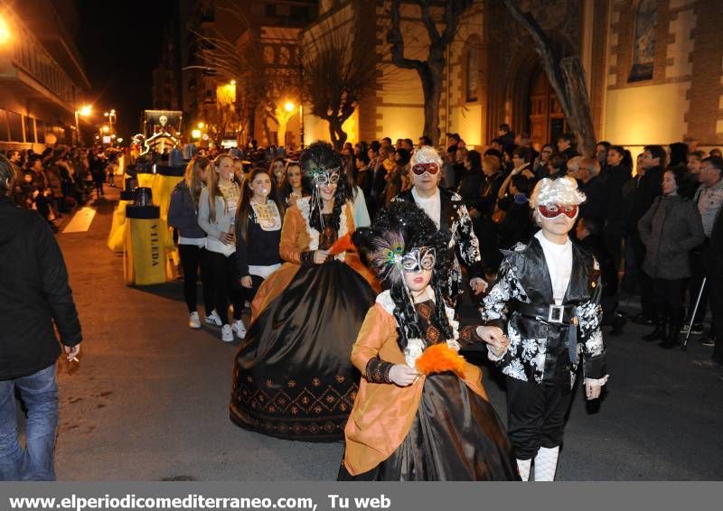 GALERÍA DE FOTOS - Fiesta de Carnaval en el Grao de Castellón